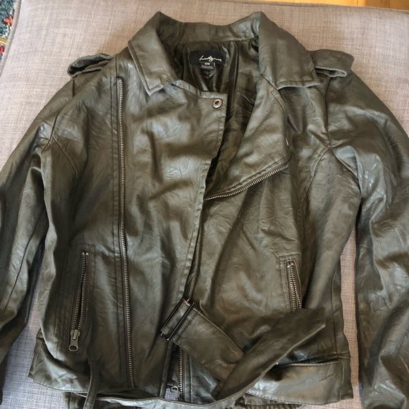 Green faux Leather jacket forever 21 - Picture 2 of 3